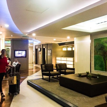 Antel Serenity Suites At Poblacion Makati Makati City ภายนอก รูปภาพ