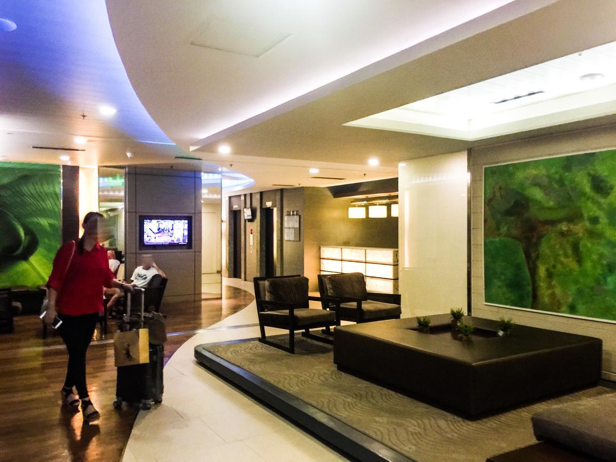 Antel Serenity Suites At Poblacion Makati Makati City ภายนอก รูปภาพ